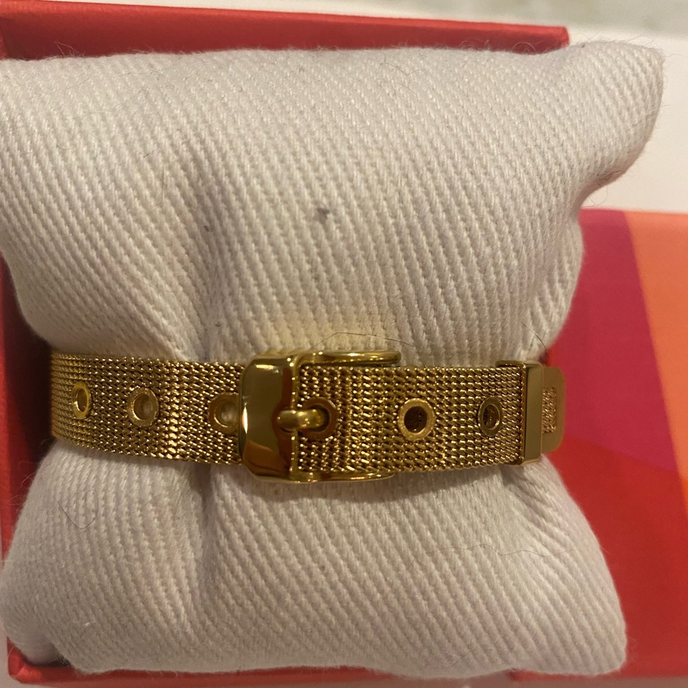 True to Form Brand skinny Gold Mesh Women's Bracelet